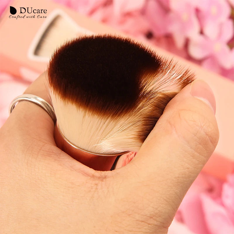 Professional Foundation Brush With Flat Top